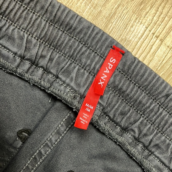 Spanx Stretch Twill Cargo Jogger Washed Black MEDIUM 20319R 1379 - Picture 7 of 10